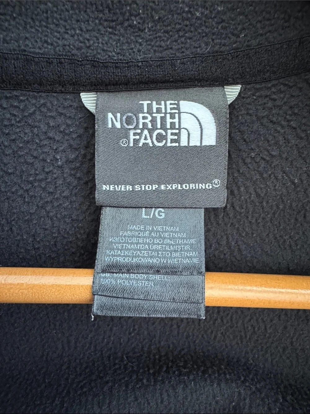 The North Face Men’s Black Quarter-Zip Fleece